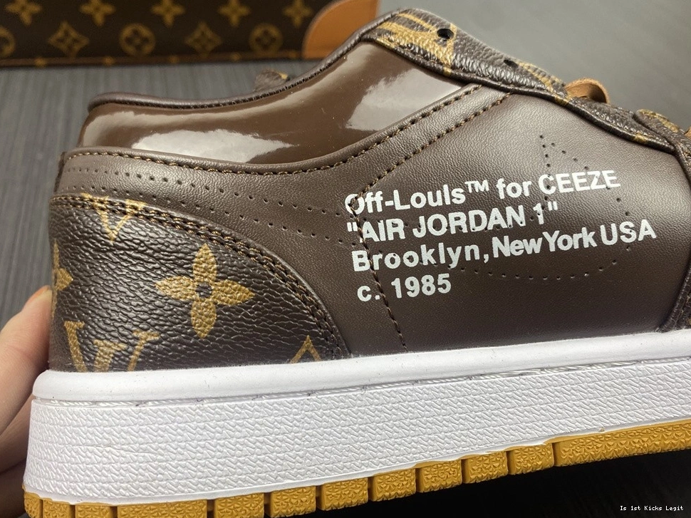 OWT X 1 MENS LWE AIR AQ0818-203 X JORDAN CUSTOMS 0316